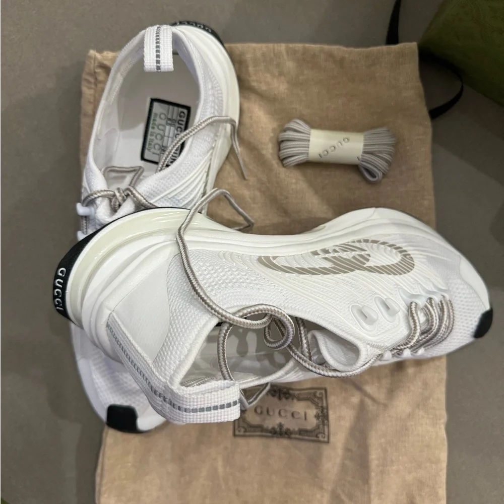 Gucci White Athletic Sneakers with Black Toe and Silver Accent